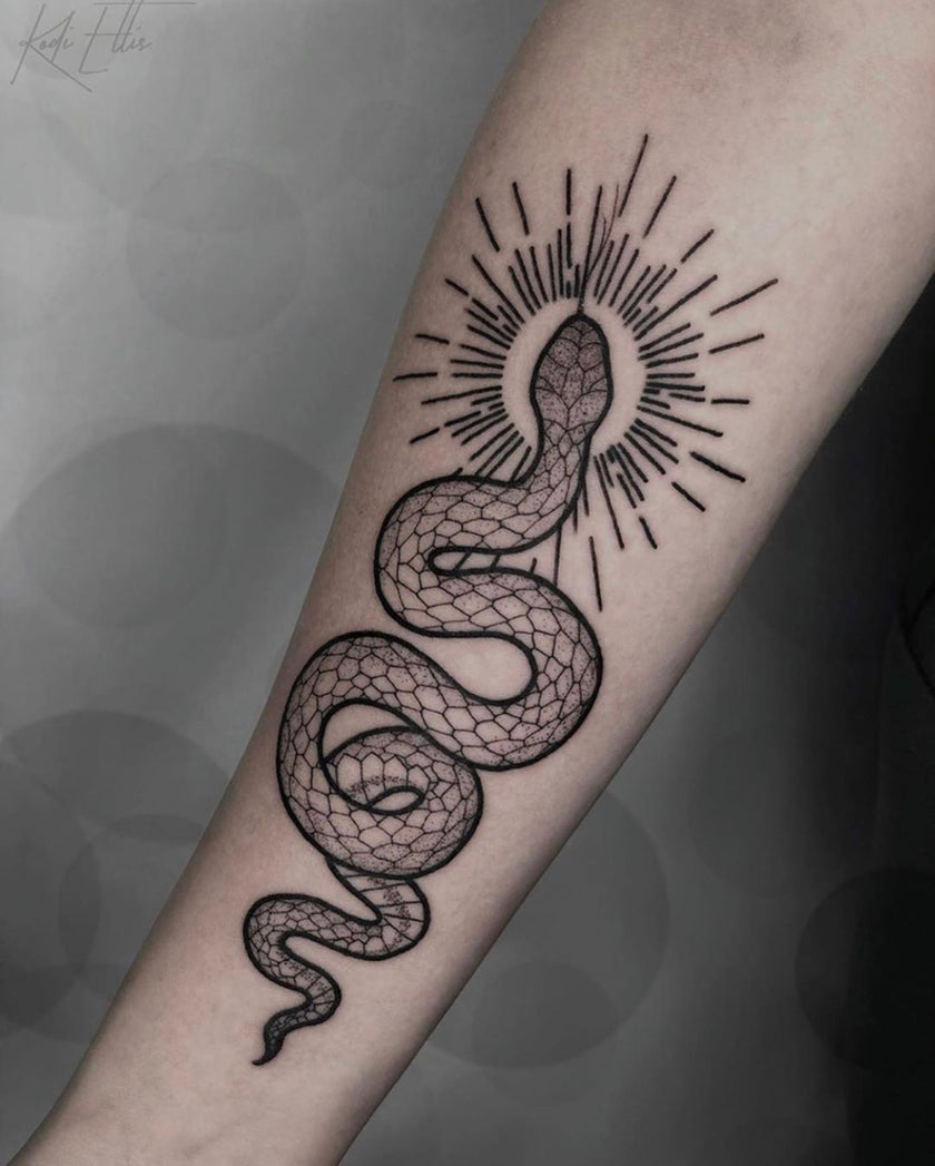 Choosing the Right Tattoo in Four Simple Steps image